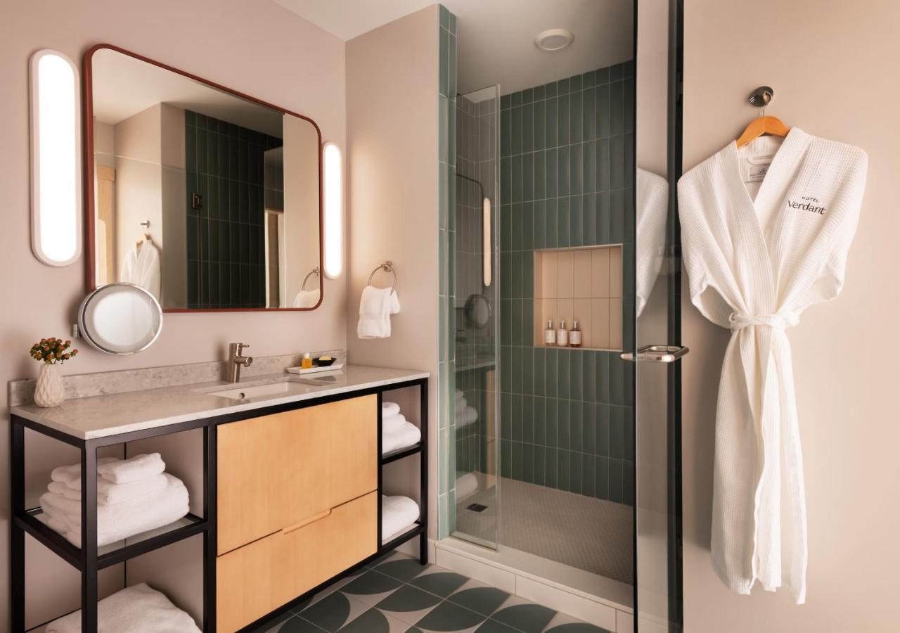 Hotel Verdant Racine Ngoại thất bức ảnh